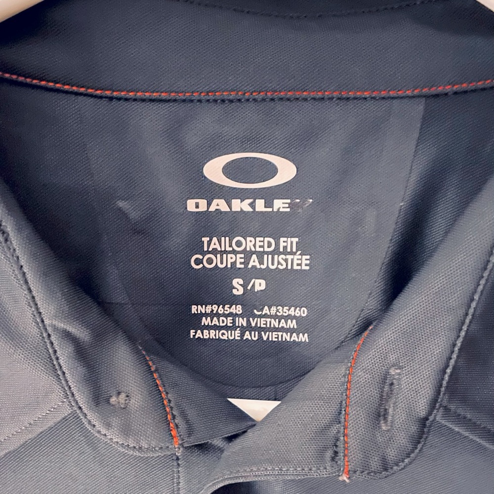 Dark blue Oakley Golf Polo